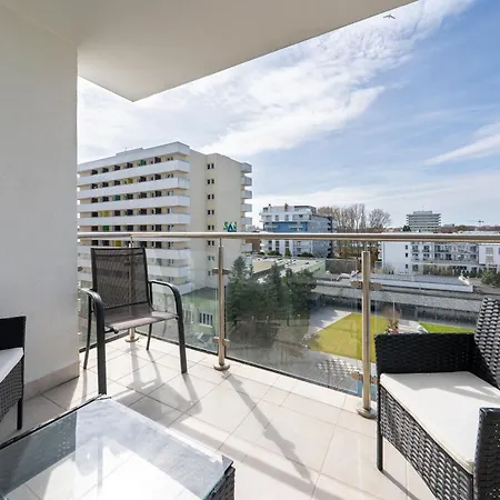 Apartamentyprzymorzu Diva 553 *